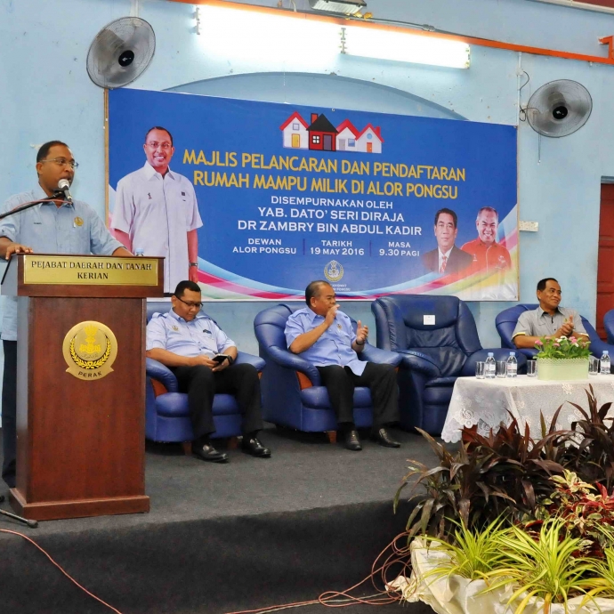 ‘Pemukiman’ Program Chief Minister Of Perak, YAB Dato’ Seri DiRaja Dr. Zambry Bin Abd. Kadir in Kerian District