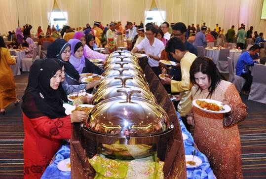 Aidilfitri Equally Celebrated: ‘Moh Kite Beraya’