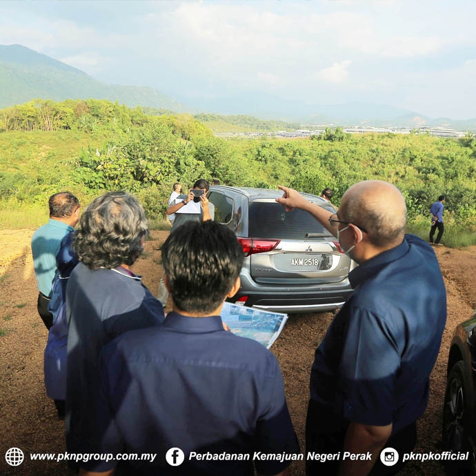 A SITE VISIT TO PERAK CORPORATION BERHAD (PCB) LAND IN BEHRANG, PERAK