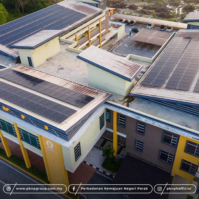 OPENING CEREMONY OF SOLAR PV PANEL INSTALLATION UNDER NET ENERGY METERING SCHEME (NEM) 3.0 AT PERAK TENGAH DISTRICT COUNCIL
