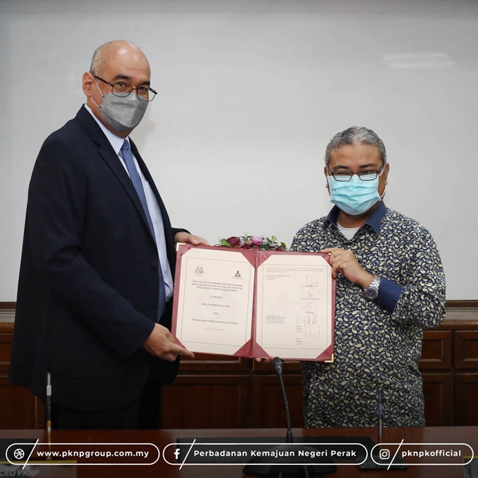 SIGNING DOCUMENT AGREEMENT BETWEEN IPOH CITY COUNCIL (MBI) AND PKNPk FOR PINCER BUILDING RENTAL AND MANAGEMENT