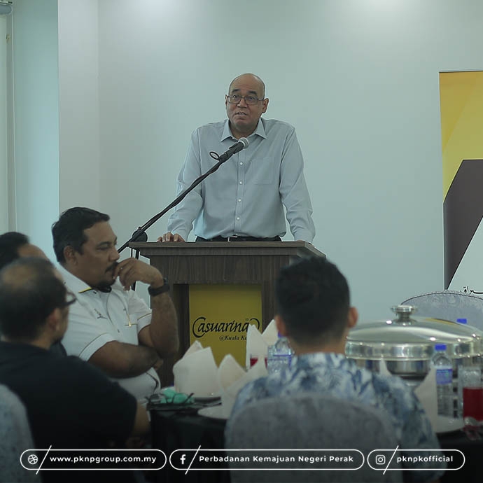 SANTAI MEDIA WITH CHIEF EXECUTIVE OF PKNPk PROGRAMME