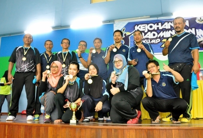 SUKUMP Badminton Match 2015