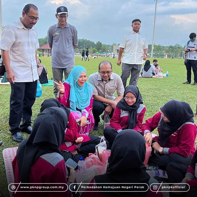 BAZAAR RAMADAN RAYA WALKABOUT AND IFTAR AT BULATAN SULTAN AZLAN SHAH (BSAS)