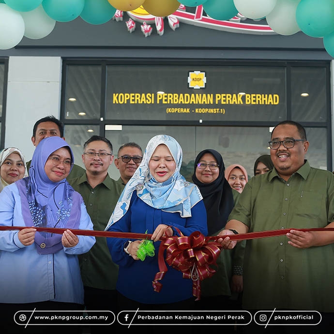 THE OPENING OF MERU RAYA'S SECOND KOPERAK PETRONAS STATION
